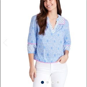 Vineyard vines woven medallion print top, NWT, S